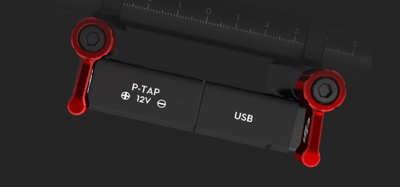 Ronin M có cổng D-Tap 12 DVC, cổng kết nối USB 500mAH