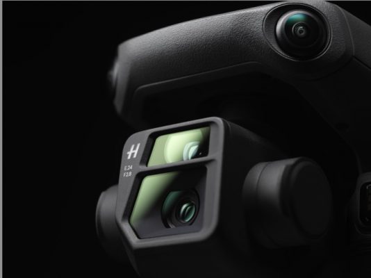DJI Mavic 3 sở hữu camera cảm biến 4/3 CMOS cho khả năng quay video 5.1K
