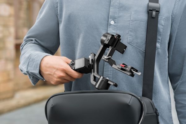 Bạn có thể sử dụng gimbal trong chuyến du lịch mà không lo về pin